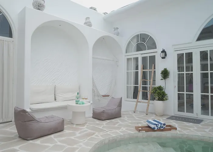 D'zora Balangan Villa *